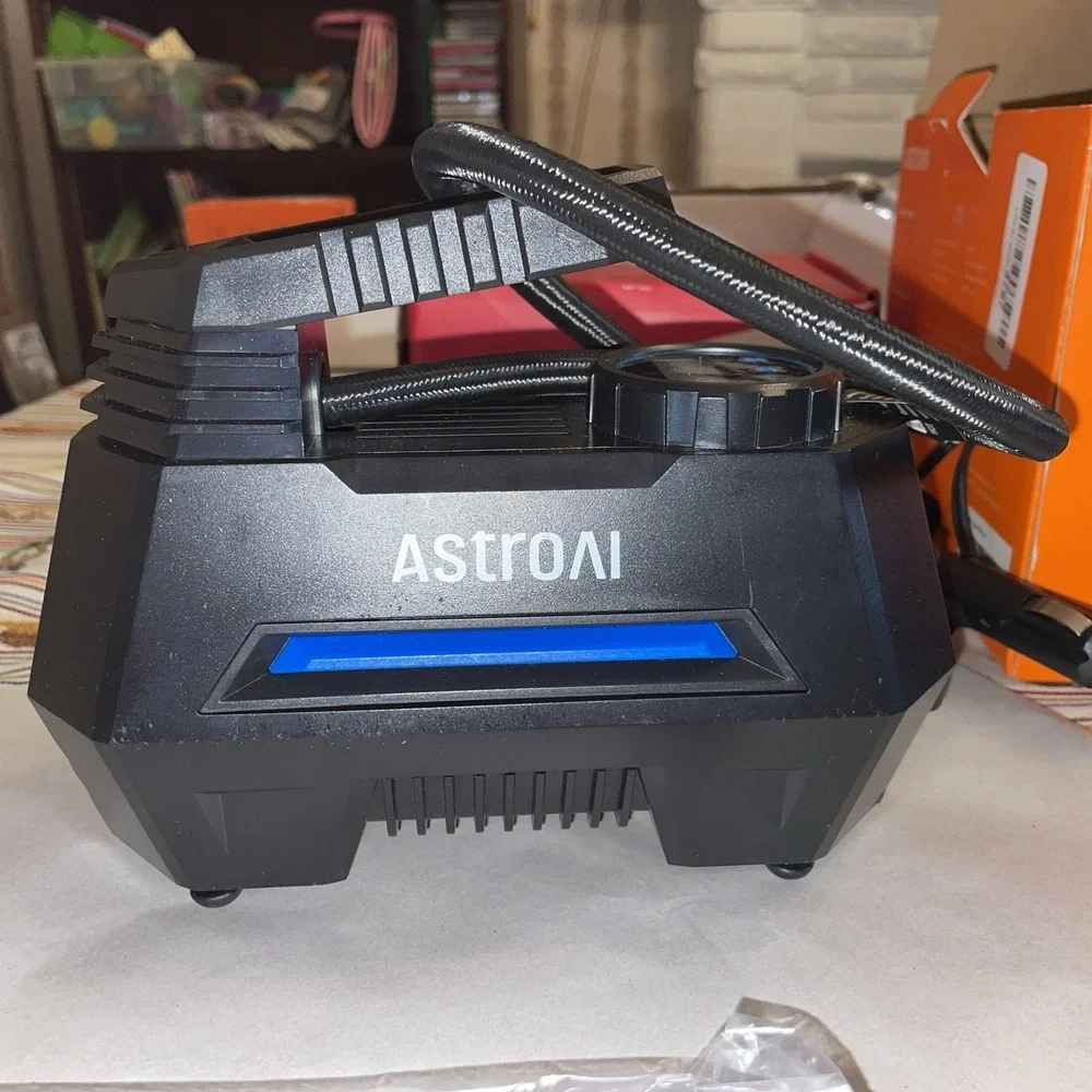 AstroAI Portable Car Air Pump CZK-3631 | 35 L/Min | with Accessories